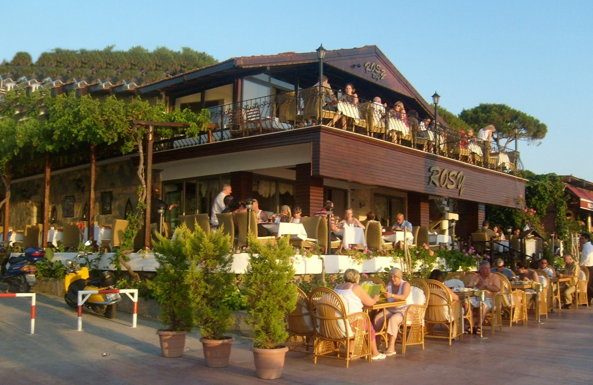 Rosy Hotel 쿠사다시 외부 사진